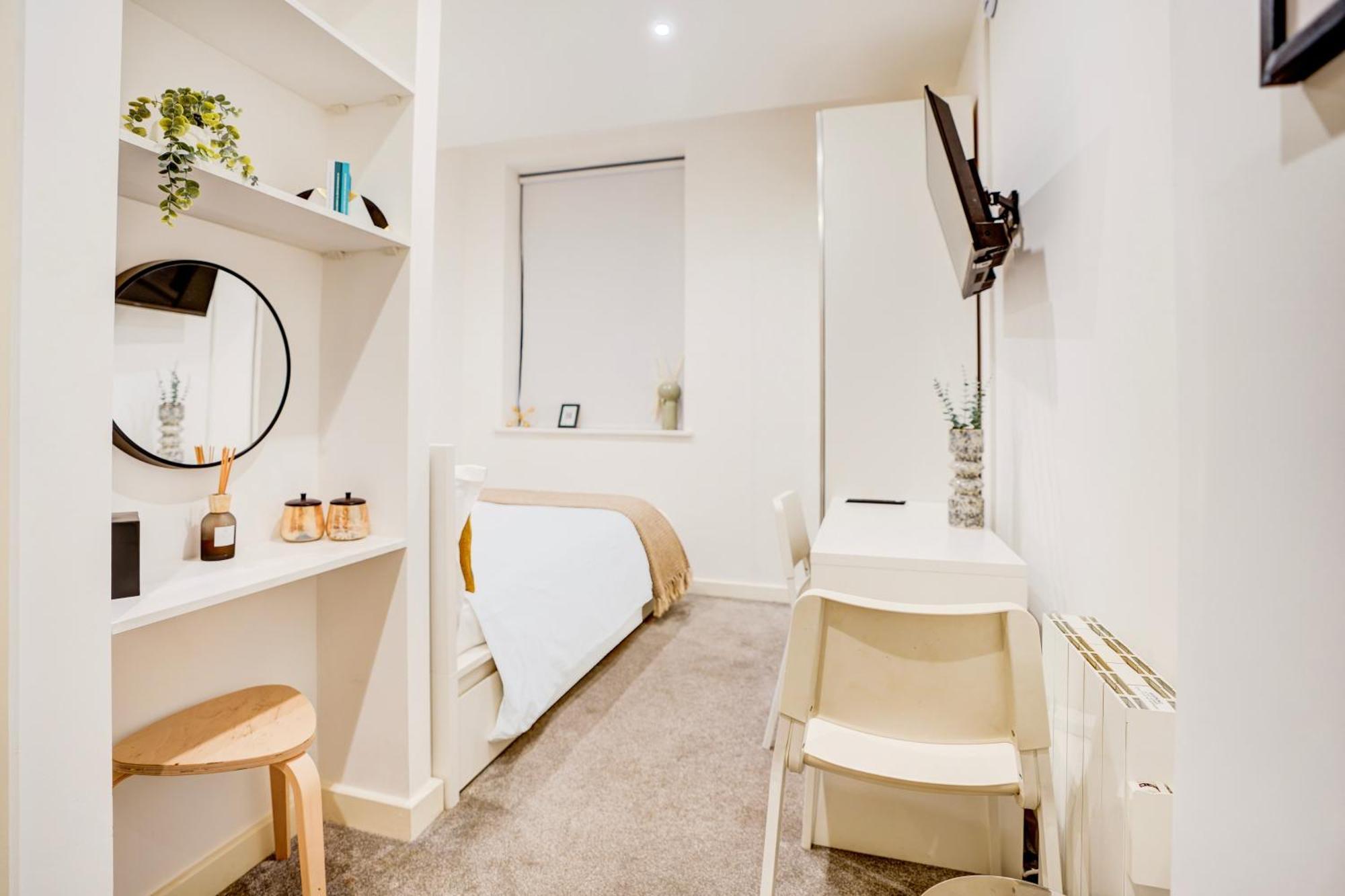 Kingston Luxe Riverside Belvilla